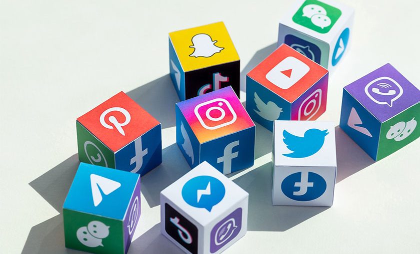 Social-media-Story-telling-Global-Unzip